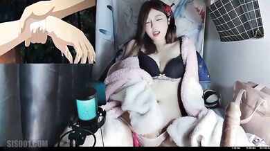 【Stripchat】大胸萌妹微胖少女「Many-yiyi」偷偷在大学宿舍关起帐边看成人动画边用跳蛋自慰